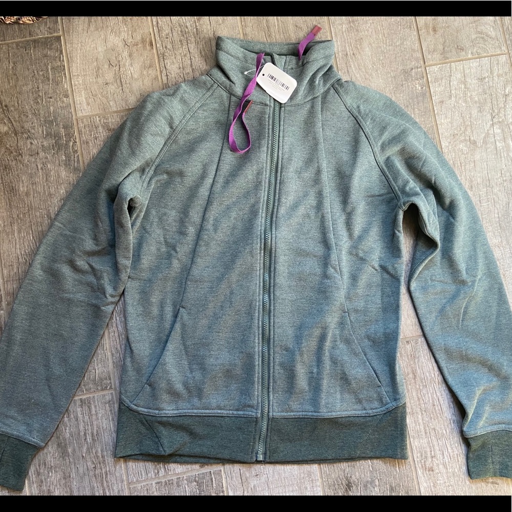 New doTERRA fleece jacket